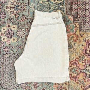 VENDOR ITEM : FINAL PRICE Vintage Tan High Waisted Mom Shorts